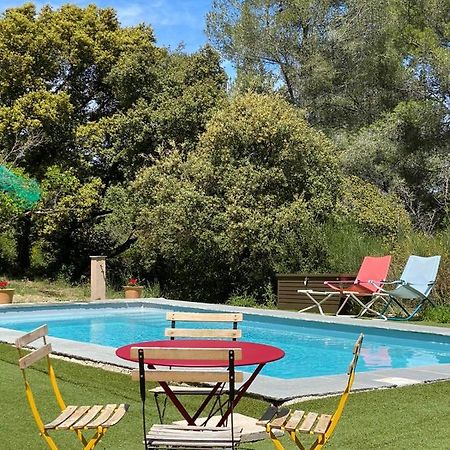 Apartament Le Gite Des Cadieres Evenos Zewnętrze zdjęcie