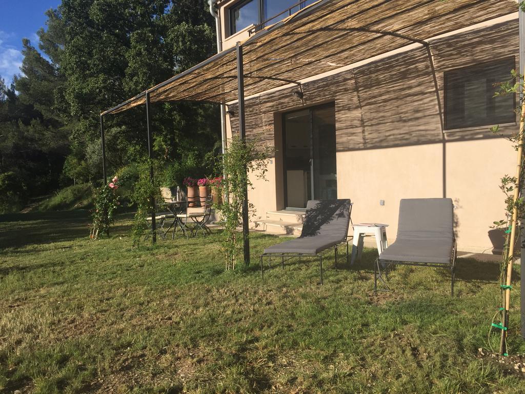Apartament Le Gite Des Cadieres Evenos Zewnętrze zdjęcie
